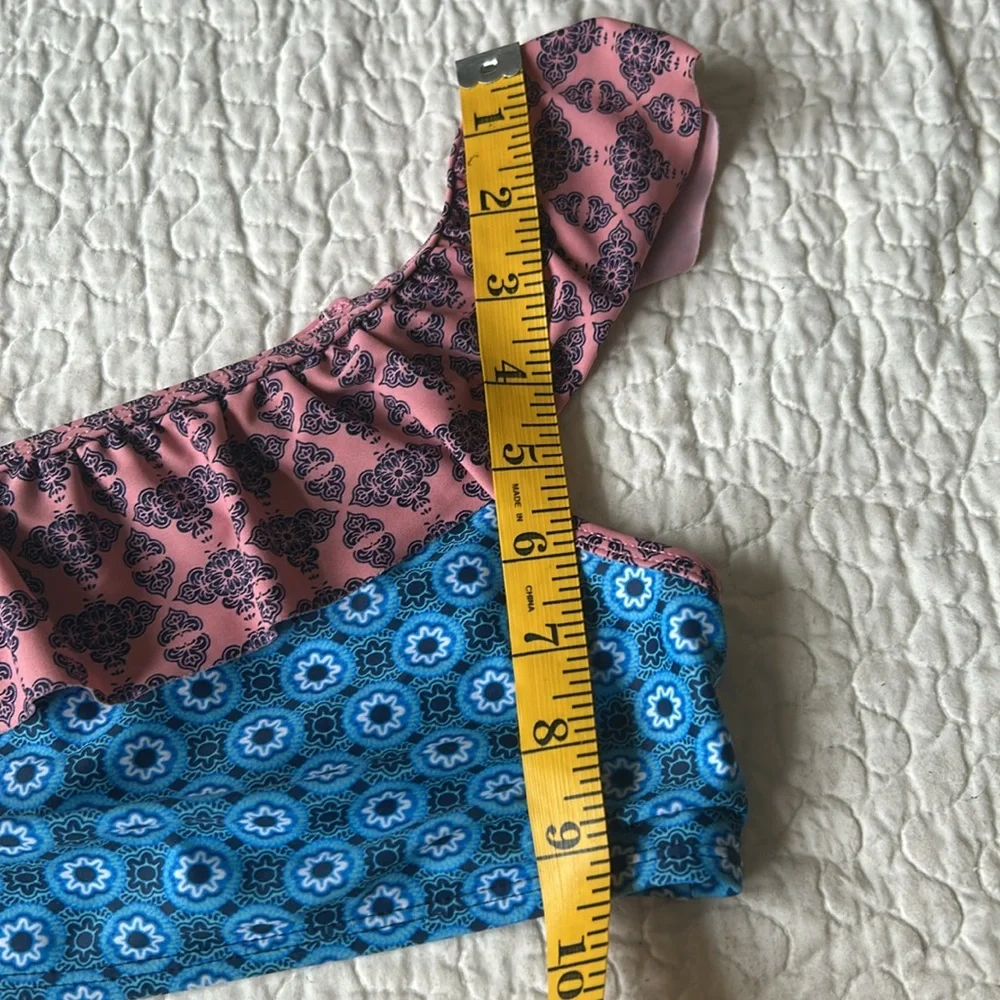Jessica Simpson swimsuit fashionable measurements